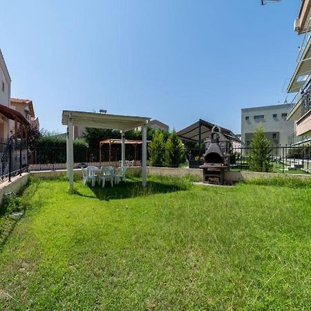 Side By Side Apartment Nea Iraklitsa Exterior foto